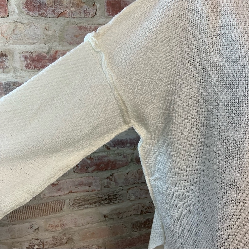 Cream sweater m/l - Picture 2 of 6